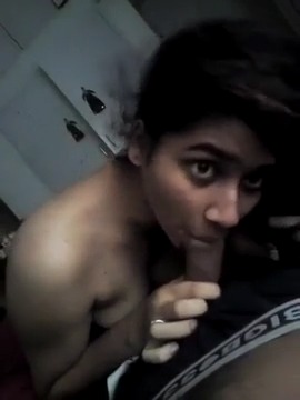 Viral punjabi girl giving blowjob to her boyfriend